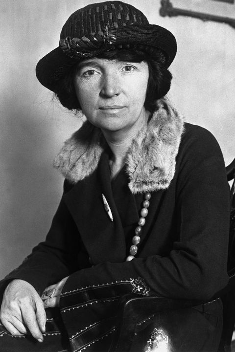 Photograph, Retro style, Black-and-white, Hat, Vintage clothing, Headgear, Monochrome, Monochrome photography, Portrait, Photography, 